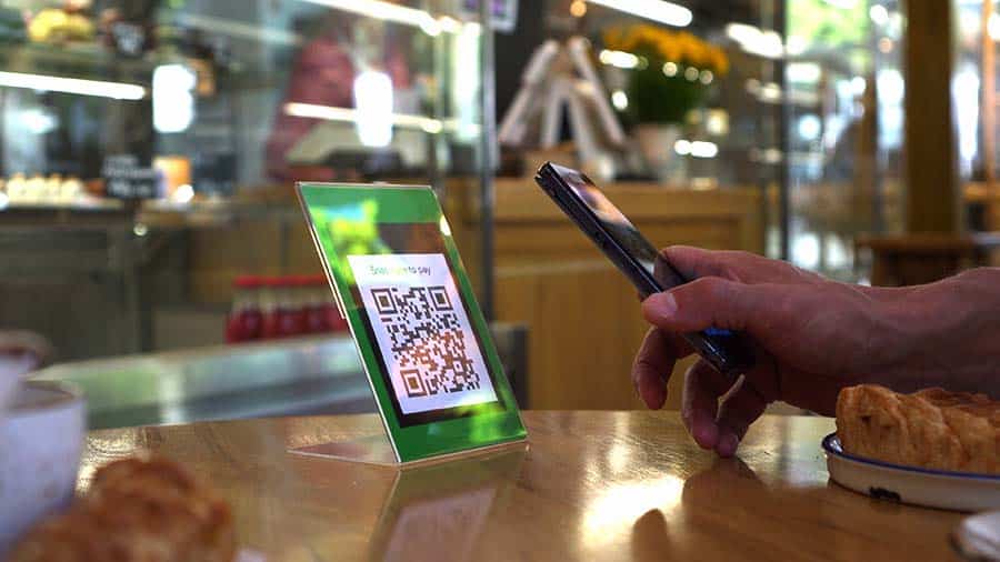 QR Code Scanning in Restaurant